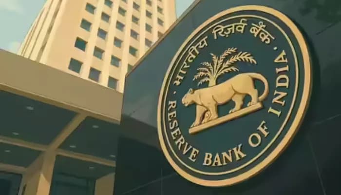 SightsIn Plus Article: RBI Headcount Shrinks for First Time in Six Years
