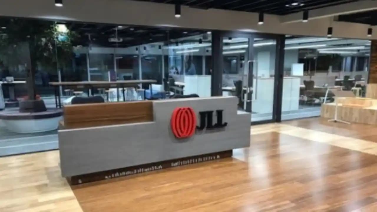 JLL Opens 1.2 Lakh Sq Ft GCC in Hyderabad, Plans 1,600 Employees