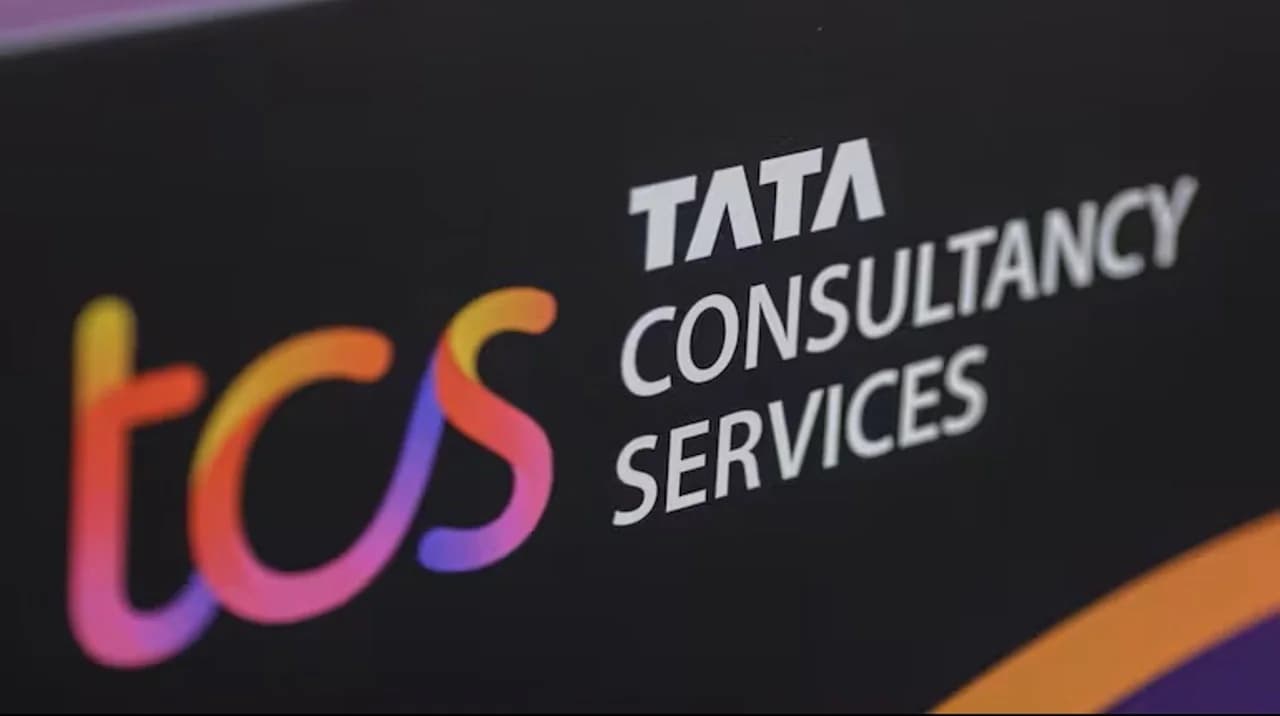 TCS Cuts Q1 Variable Pay for Mid and Senior Employees