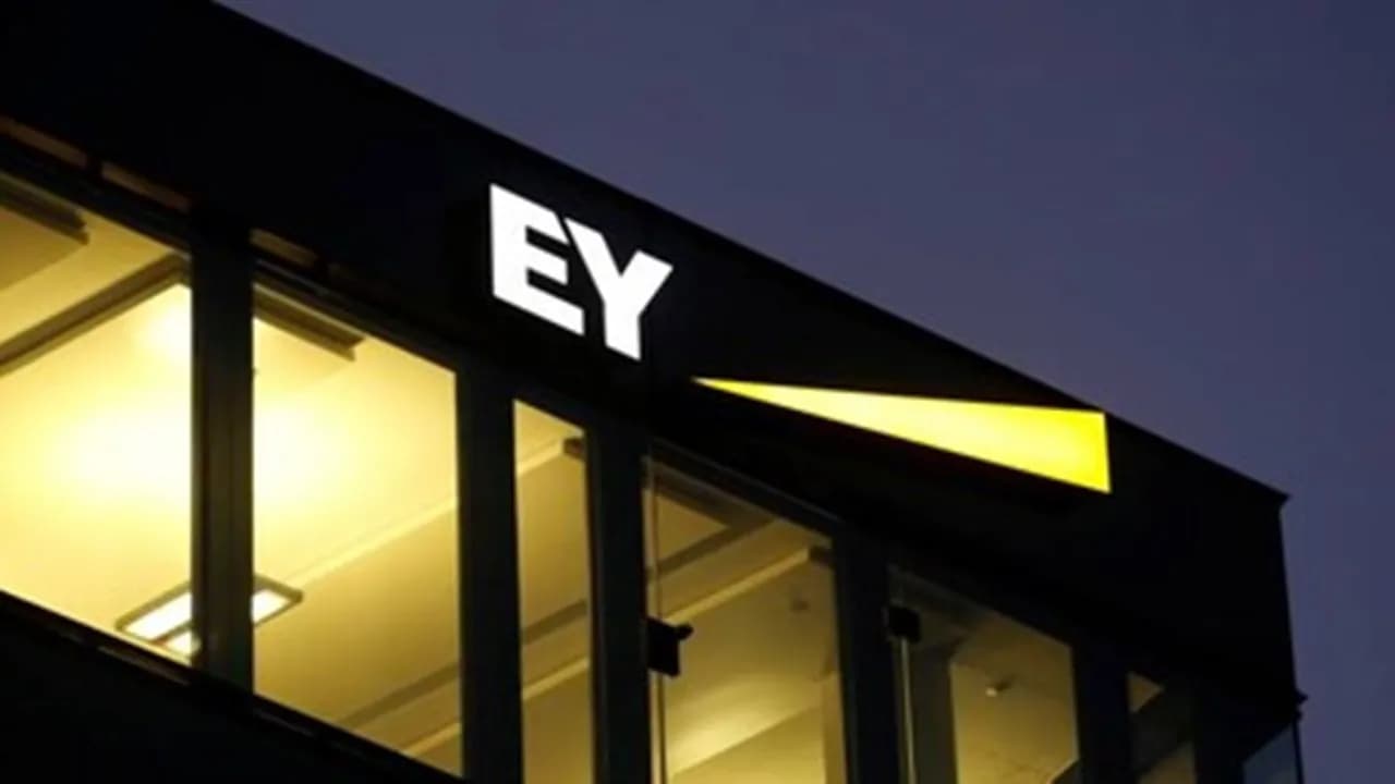 EY Announces $100 Million Rewards Programme for Human Skills