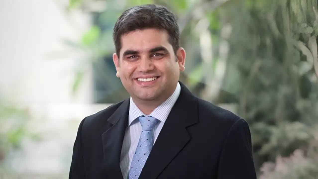 Axis Bank Appoints Rajeev Mantri as Group Head and CFO