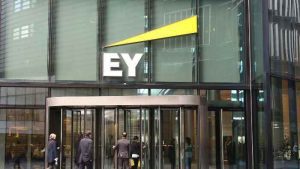 EY India appoints former RBI deputy governor Vishwanathan as Advisor