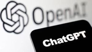 How can HR Leverage ChatGPT enhance employee experience?