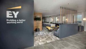 Ernst & Young hiring for various roles, Interns, HR & Freshers Jobs