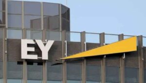 EY is hiring Drive for Graduate Law Trainee; Check Here