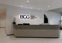 Boston Consulting Group is on a hiring spree; Intern Jobs; Apply