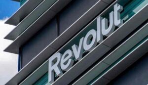 Revolut is planning to increase workforce by 40% in 2024