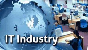 Top 4 HR Challenges in IT and Tech Industry for 2025