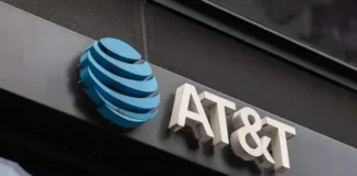 AT&T CEO Issues Firm Return-to-Office Mandate