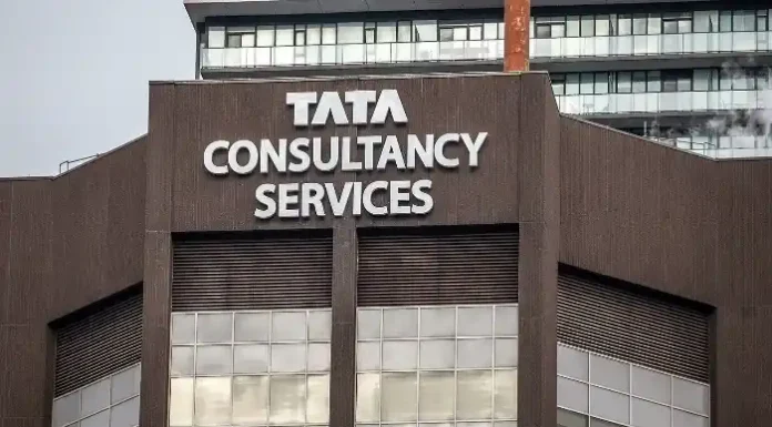 TCS Rewards Top Performers with Double-Digit Salary Hikes