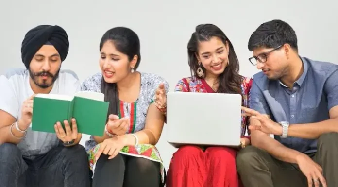 Virtual Internship for Voice Process, Stipend Rs. 23,000/month