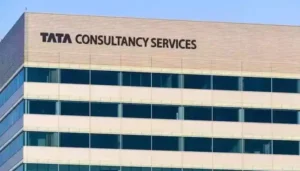 TCS Headcount Falls by 19,755 in Q2 FY26